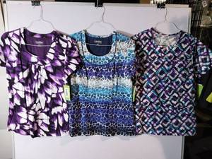 lot 66626 image: APPEARS NEW - Landau Medical Scrub Tops Pattern Collection (Size Medium) 3 Pack