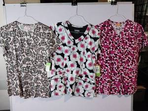 lot 66801 image: APPEARS NEW - Landau, Koi & ICU Floral Print Medical Scrub Tops Bundle (Size Medium) 3 Pack