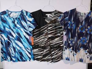 lot 66818 image: APPEARS NEW - Koi & WS Gear Designer Pattern Short Sleeve Tops Collection (Size Medium) 3 Pack
