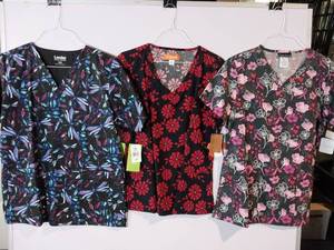 lot 66824 image: APPEARS NEW - Landau & Cherokee Floral Print Medical Scrub Tops Bundle (Size Medium) 3 Pack