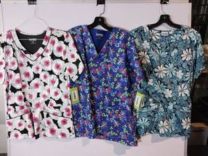 lot 66874 image: APPEARS NEW - Landau Medical Scrub Tops Collection (Size Large) 3 Pack