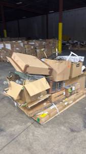 lot 3075 image: Misc Pallet of IncompleteDamageOpen Box Items Large - Retail $0