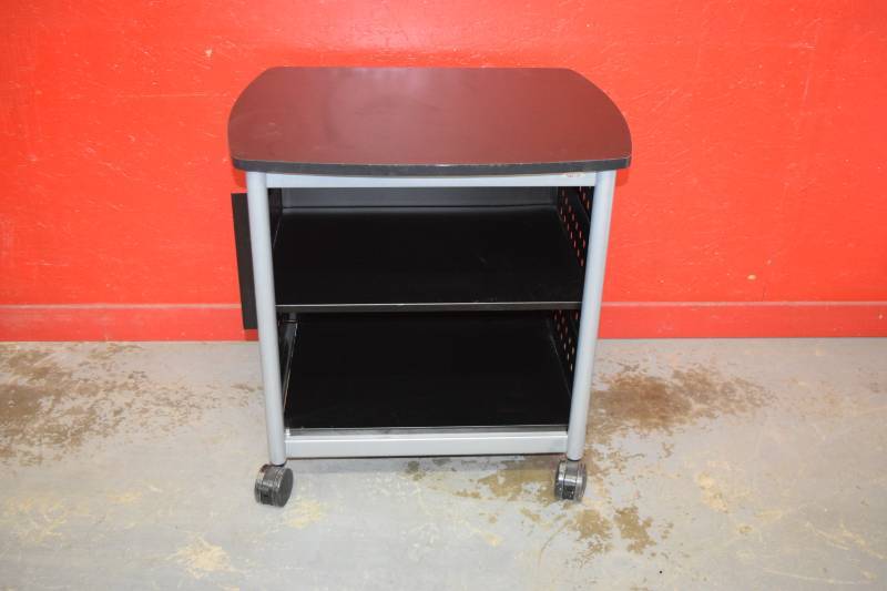 lot 5 image: Printer Cart