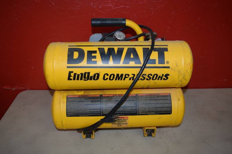 lot 15 image: Dewalt Air Compressor