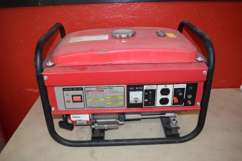 lot 17 image: Generator 6.5 hp Recoil Start Rated 2800W3300W