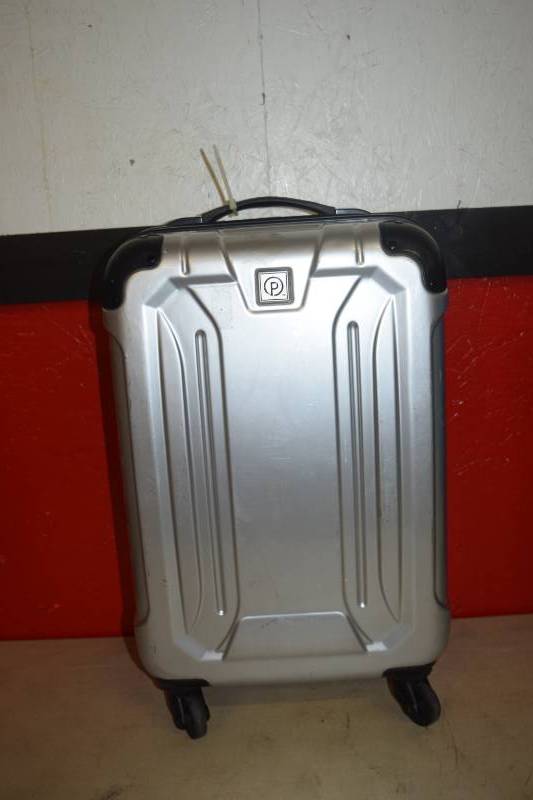 lot 18 image: Hard Sided Suitcase on Wheels