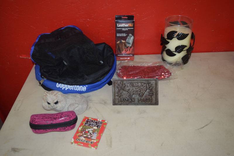 lot 42 image: Miscellaneous