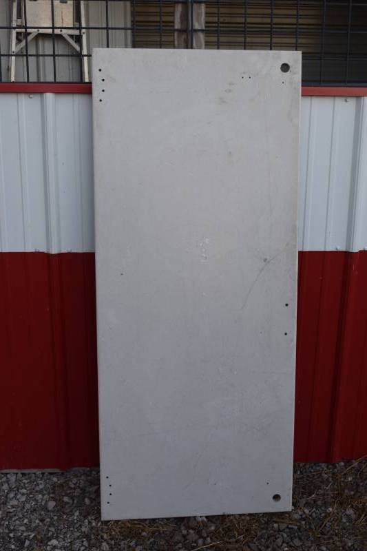 lot 44 image: Cutting Board