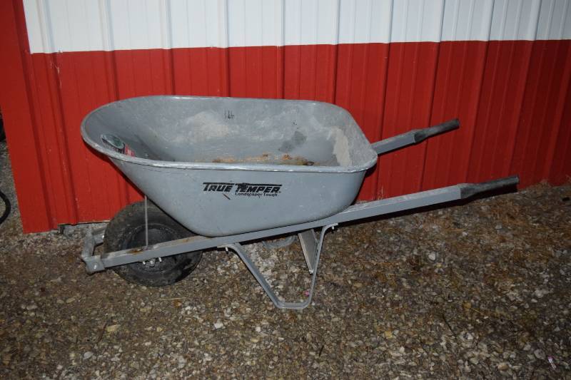 lot 51 image: True Temper All Steel Wheelbarrow
