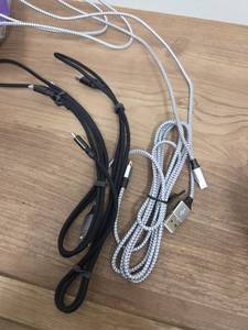 lot 1003 image: 3 Pack USB to iPhone Chargers - Retail $0