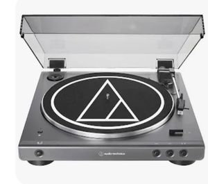 lot 3967 image: Audio-technica At-lpgo-bt Fully Automatic Wireless Bluetooth Belt-Drive Turntable with Dust Cover