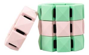 lot 5037 image: Cali Weights Set of four Wrist Weight Set With Carry Bag