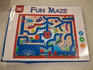 lot 12036 image: 36 Fun Maze Spider Web Board Game