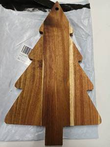 lot 1498 image: Kitchen Chopping Board Christmas Tree