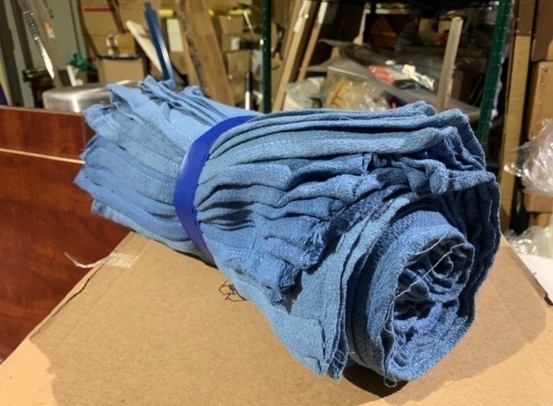 lot 605 image: New 20pc Bundle of 24x14 Shop Towels, Blue