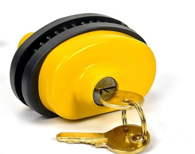 lot 25 image: GANDER MTA. GUN SAFETY EQUIPMENT - Trigger Lock - Never can be too careful, Keys included