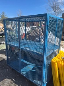 lot 27 image: XL Heavy Duty Steel Wire Cage Cabinet On Casters - Great for Bar Liquor Lock up or Warehouse Equipment Etc - See images 5 x 5 x 3 , With Shelve