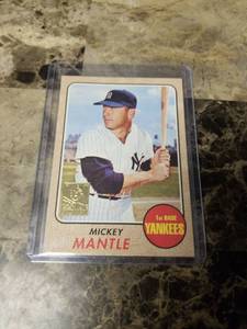 lot 920 image: 1996 Topps Mickey Mantle New York Yankees Baseball Card