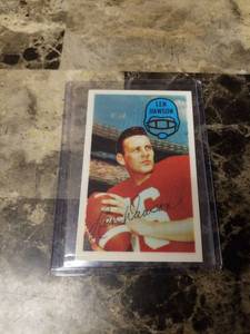 lot 945 image: 1969-1970 Len Dawson Kansas City Chiefs Football Card