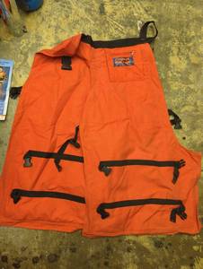 lot 16793 image: Elvex ProChaps Chainsaw Safety Chaps