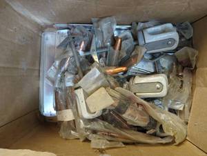 lot 16806 image: Hubbell Power Systems Hardware Components Mixed Lot & miscellaneous