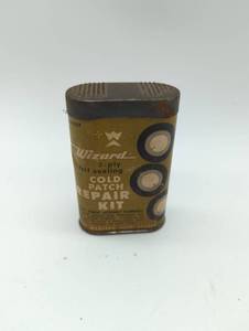 lot 16810 image: Wizard 3-Ply Cold Patch Repair Kit, looks unused. Vintage, as is.
