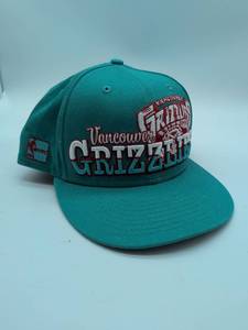 lot 16835 image: Vancouver Grizzlies New Era NBA Snapback Cap