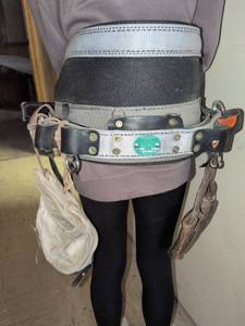 Tool Belt - Buckingham Size 24 Lineman Belt with Tool Pouch