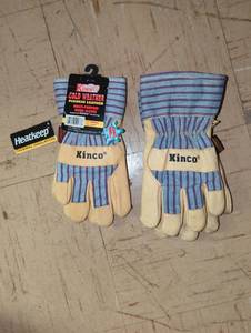 lot 16715 image: 2 Pair of Kinco Cold Weather Pigskin Leather Work Gloves, 1 Small & 1 Medium size.