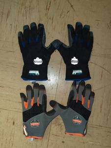 lot 16716 image: Ergodyne ProFlex Work Gloves, 2 Pairs 1 Large size, 1 XL size.