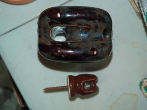 lot 16732 image: 2 Brown Ceramic Electrical Insulator and screw mounted insulator
