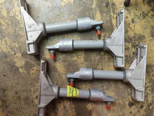 lot 16734 image: Chance V4 Firmware clamps, 4 count.