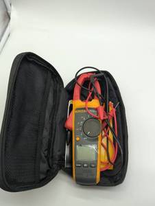 lot 16760 image: Fluke 375 Clamp Meter with Case and Manual