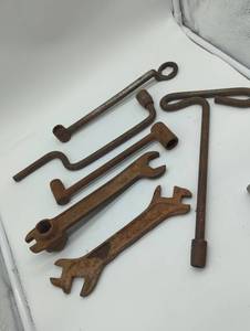 lot 16777 image: Assorted Vintage Wrenches & Hand tools, used.