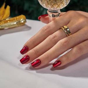 lot 1787 image: BTARTBOX Soft Gel Press-On Nails - Metallic Red Set