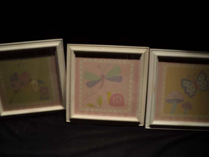 lot 3178 image: (3) CT lot framed pictures,  pastel bugs,  ribbon hangers