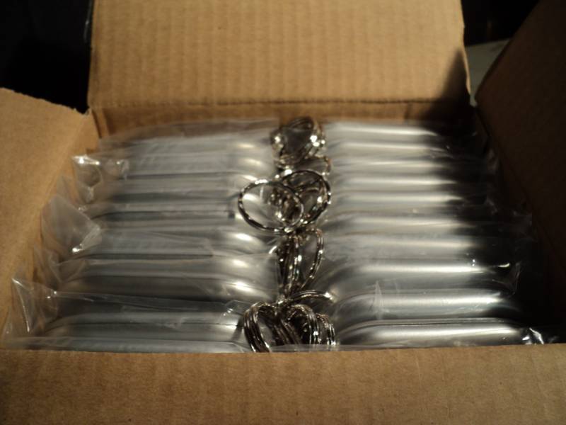lot 3260 image: (1) box Wi-Fi Finders,  20 pieces per box