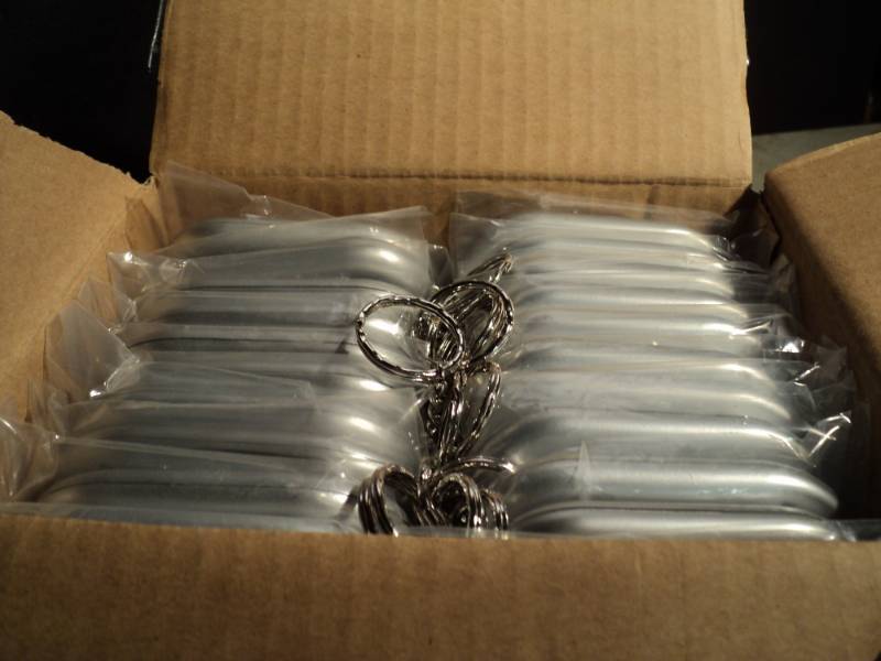 lot 3262 image: (1) box Wi-Fi Finders,  20 pieces per box