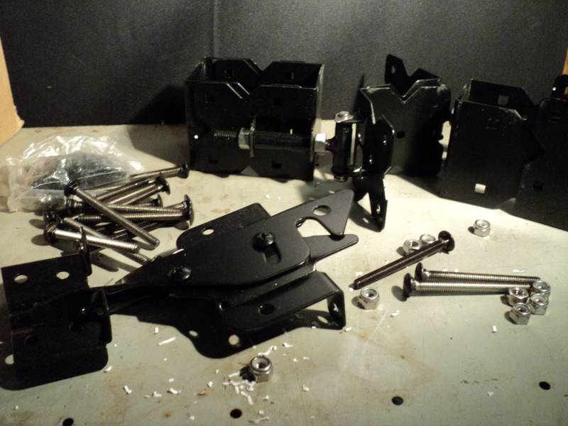 lot 3264 image: BL kitted Gate Hardware,  metal,  216519
