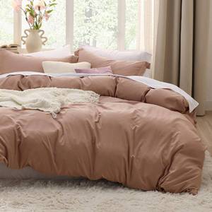 lot 3040 image: Bedsure Mocha Mousse Duvet Cover Queen Size - 3 Pieces Prewashed Extra Soft Bedding Set, Includes 1 Duvet Cover 90x90 Inches with Zipper Closure & 2 Pillow Shams, Comforter Not Included