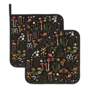lot 4264 image: Retro Mushroom Pot Holders Set of 2, Kitchen Heat Resistant Forest Plant Moth Potholder for Microwave Cooking Baking Oven End Dishes and BBQ