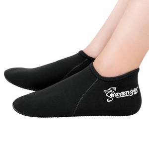 lot 6321 image: Seavenger Zephyr 3mm Neoprene Socks  Wetsuit Booties for Scuba Diving, Snorkeling, Swimming (Black, X-Large)