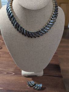 1960s Lisner Blue Thermoset Necklace and Earring Set