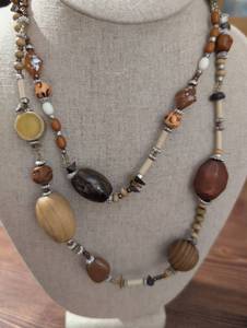 lot 2462 image: Handcrafted Earth Tone Beaded Necklace with Metal Accents