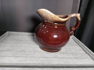 lot 2729 image: McCoy Brown Pottery water pitcher
