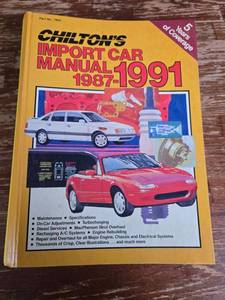 lot 5 image: Chiltons Import Car Manual 1987-1991