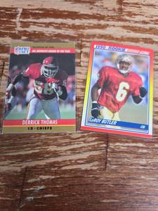 lot 13 image: 1990 NFL Pro Set & Score Football Cards - Thomas & Butler