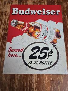 lot 25 image: Budweiser 25� Beer Metal Sign