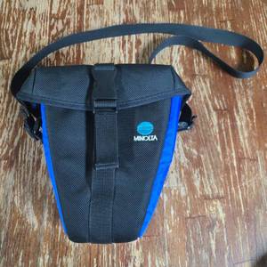 lot 30 image: Minolta Camera Lens Case with Blue Trim