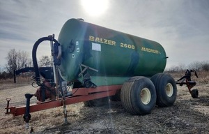 lot 35 image: 2015 Balzer 2600 Magnum Manure Tank